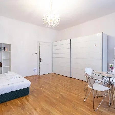 Central Garden Apartments Vienna Exterior photo